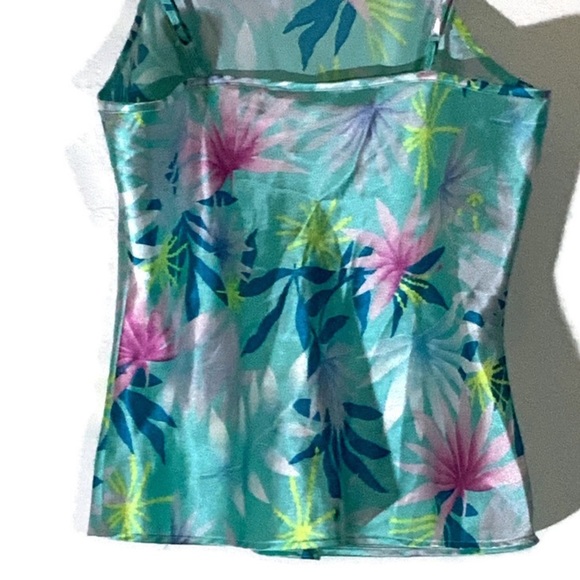La Fleur Floral Sleeveless Lingerie Satin Top Med - Picture 8 of 8